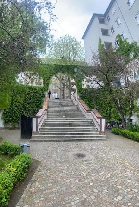 Exquisite Berlin Apartment Bagian luar foto